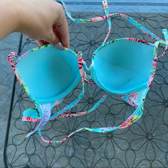 TopShop Bikini Top - Picture 2 of 5